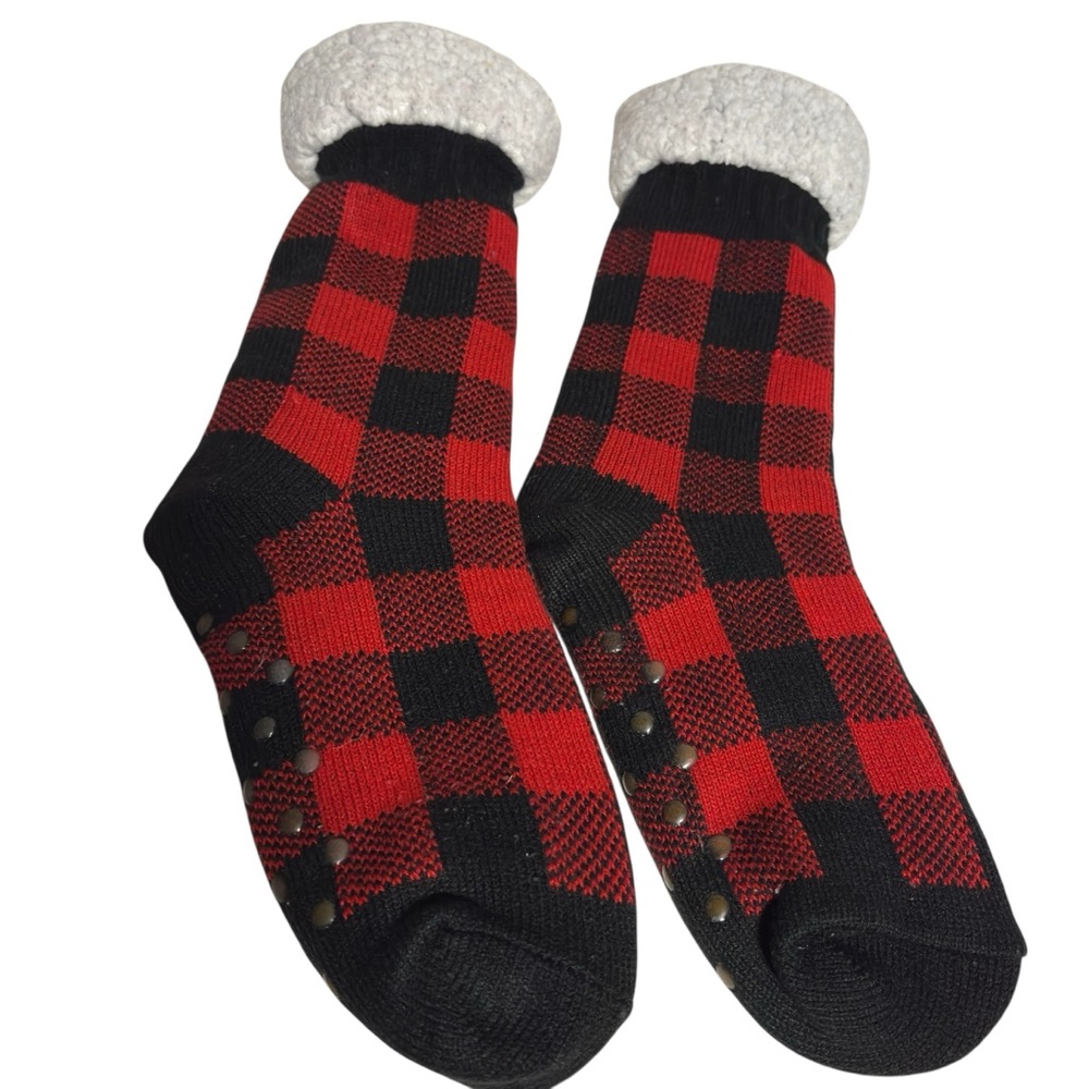 Cozy Sherpa Non Skid Buffalo Plaid Xmas Socks Red & Black EUC